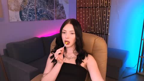 Snapshot of stellary_shy chatting on December 2024 06:33:01 PM Stellary online show from December 2024 06:33:01 PM