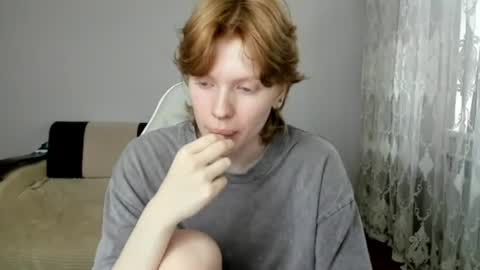 Snapshot of stellaswen chatting on July 2026 11:02:01 AM S T E L L A online show from July 2026 11:02:01 AM