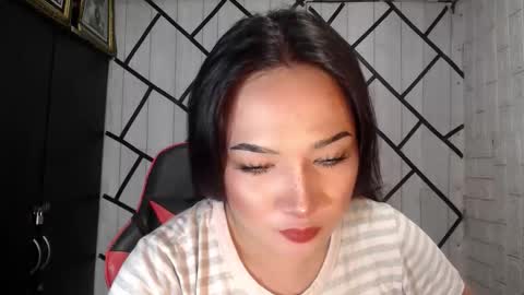 Snapshot of stellaven chatting on November 2025 12:24:01 AM Stellaven online show from November 2025 12:24:01 AM