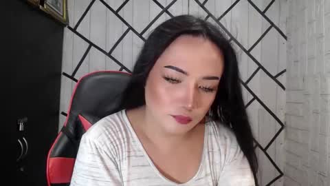 Snapshot of stellaven chatting on November 2025 02:43:01 AM Stellaven online show from November 2025 02:43:01 AM