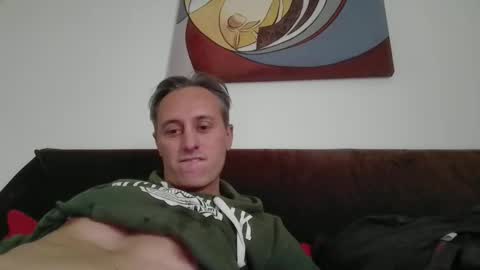 sten015 online show from December 2025 01:28:02 PM