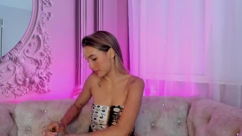 Stefff  online show from April 2026 03:22:01 AM