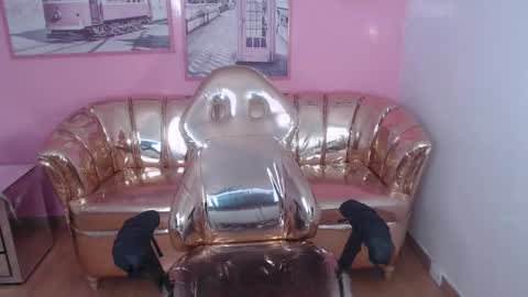 Stephania online show from January 2025 01:45:02 PM