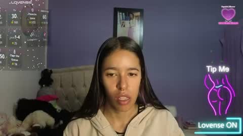 Stephania online show from July 2026 02:01:02 PM