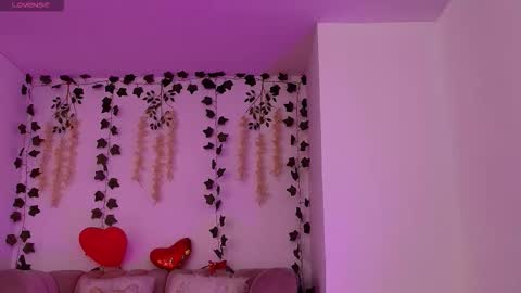 Sofia online show from February 2026 01:10:01 PM