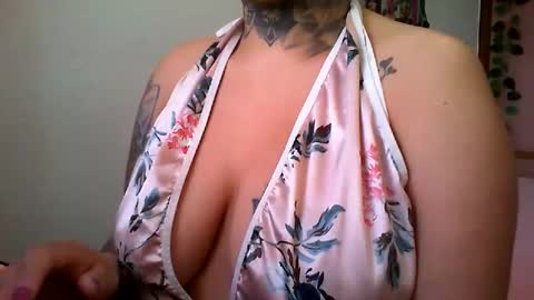 Stephanie hot99  online show from February 2025 06:58:02 AM