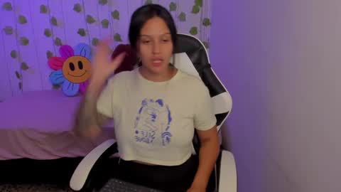 Stephanie  online show from February 2025 11:53:02 PM