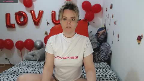 Stephanie   online show from March 2026 10:10:02 AM