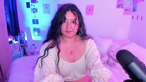 Stephanie  online show from December 2024 07:33:02 AM