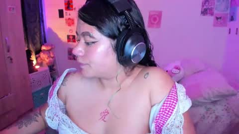 Stephanie  online show from December 2024 02:09:02 AM