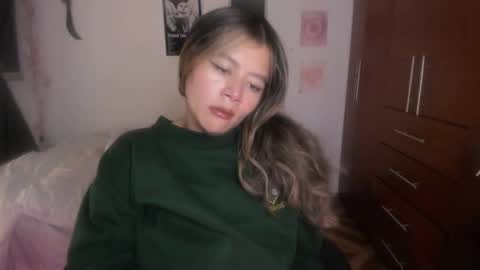 Stephanie  online show from March 2026 01:19:01 AM