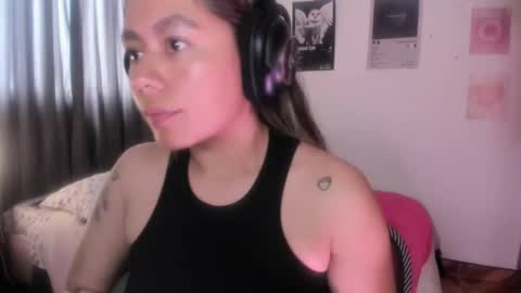 Stephanie  online show from March 2026 08:37:01 PM