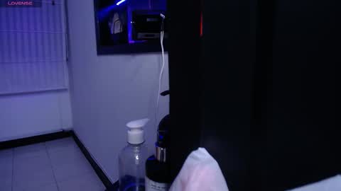 Snapshot of stephany_rodriguez_ chatting on October 2025 05:56:01 PM stephany_rodriguez_ online show from October 2025 05:56:01 PM