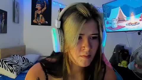 Stephany  independient model  online show from February 2025 01:02:01 AM