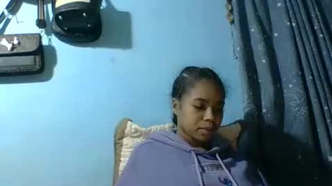 Snapshot of stephaolysca chatting on May 2026 05:52:02 PM stephaolysca online show from May 2026 05:52:02 PM
