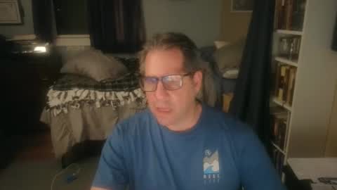 stephenhal9 online show from April 2026 03:43:01 AM