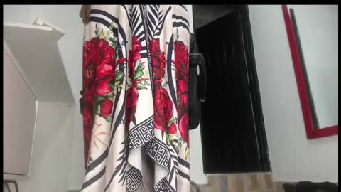 stephyjonesph online show from November 2025 03:27:01 PM