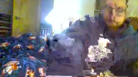 Snapshot of sterben13v chatting on December 2024 05:37:01 PM Ian23602 online show from December 2024 05:37:01 PM