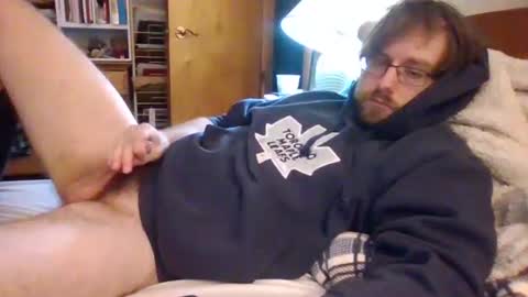 Snapshot of sterben13v chatting on September 2025 11:28:02 PM Ian23602 online show from September 2025 11:28:02 PM