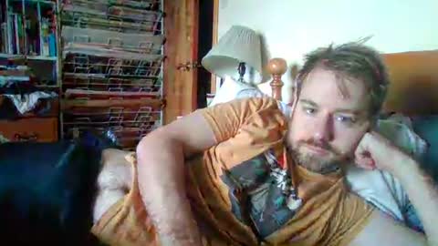 Snapshot of sterben13v chatting on October 2025 12:45:02 PM Ian23602 online show from October 2025 12:45:02 PM