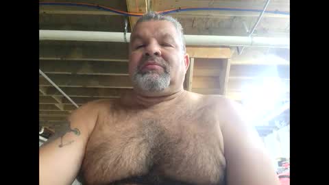 Snapshot of steved6001 chatting on March 2025 07:01:02 PM steved6001 online show from March 2025 07:01:02 PM