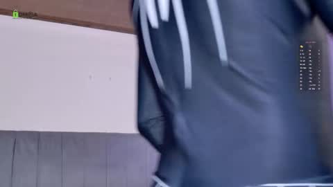 Stevenn online show from December 2025 06:56:01 PM