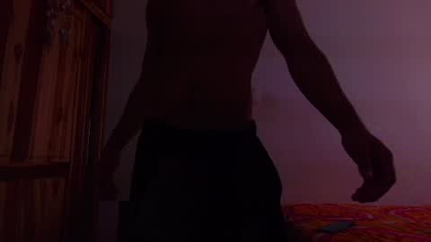 Snapshot of steven_modelo69 chatting on January 2025 07:03:01 PM steven_modelo69 online show from January 2025 07:03:01 PM