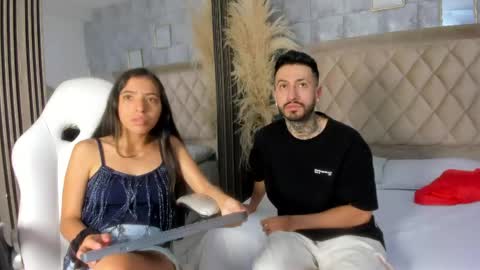 stevenandlaura_ online show from April 2026 08:33:02 PM