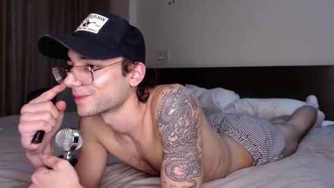 Snapshot of steveoceanbeanhuge chatting on February 2025 08:37:01 PM Alex online show from February 2025 08:37:01 PM