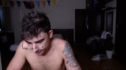 Snapshot of steveoceanbeanhuge chatting on September 2025 10:08:01 AM Alex online show from September 2025 10:08:01 AM