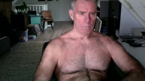 Snapshot of stevetwo chatting on January 2025 02:55:01 PM stevetwo online show from January 2025 02:55:01 PM