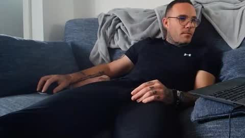 Snapshot of stevie_rae chatting on October 2025 12:27:01 PM stevie_rae online show from October 2025 12:27:01 PM