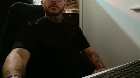 Snapshot of stevie_rae chatting on October 2025 10:00:02 PM stevie_rae online show from October 2025 10:00:02 PM