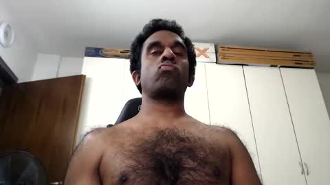 Snapshot of stevmib chatting on October 2025 08:40:01 PM StevieMiB online show from October 2025 08:40:01 PM