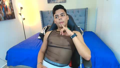 Snapshot of stewart_mateo_ chatting on September 2025 02:35:01 AM stewart online show from September 2025 02:35:01 AM