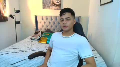 Snapshot of stewart_mateo_ chatting on September 2025 02:37:02 AM stewart online show from September 2025 02:37:02 AM