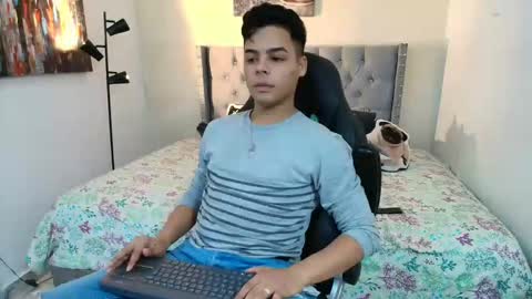 Snapshot of stewart_mateo_ chatting on October 2025 02:01:01 AM stewart online show from October 2025 02:01:01 AM