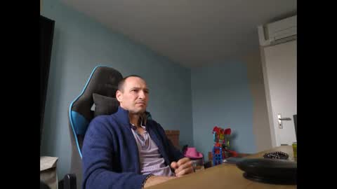 stickolive1 online show from September 2025 10:40:02 AM