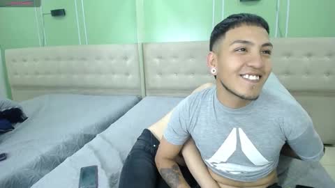 Snapshot of stickxcandy chatting on January 2025 02:46:01 PM StickXCandy online show from January 2025 02:46:01 PM