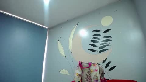 Snapshot of stickxcandy chatting on February 2025 12:18:02 PM StickXCandy online show from February 2025 12:18:02 PM