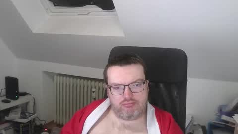 Oliver online show from December 2025 07:15:02 AM