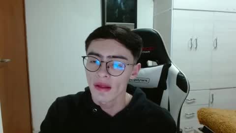 stiv_grant online show from January 2025 11:22:01 PM