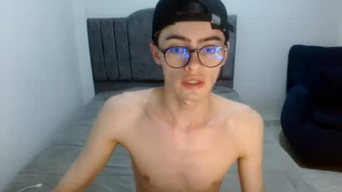 Snapshot of stiv_grant chatting on June 2026 10:40:01 AM stiv_grant online show from June 2026 10:40:01 AM
