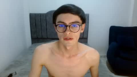 Snapshot of stiv_grant chatting on June 2026 11:04:02 PM stiv_grant online show from June 2026 11:04:02 PM