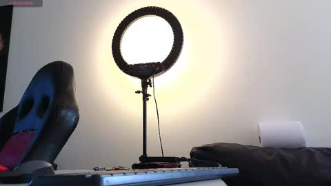 Stiven Montiel online show from February 2025 08:36:01 PM