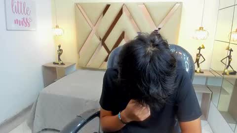 Stiwen online show from February 2026 01:17:01 PM