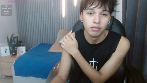 Snapshot of stiwentwink chatting on June 2026 01:45:01 PM Stiwen online show from June 2026 01:45:01 PM