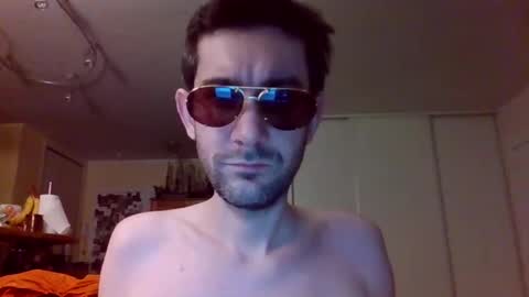 Snapshot of stmnog9477 chatting on January 2025 03:15:01 AM Julien9477 online show from January 2025 03:15:01 AM