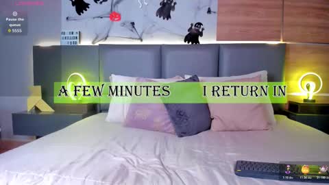 Stone Lee  online show from October 2025 07:16:01 AM