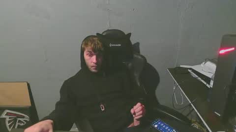 stonedpanda77 online show from December 2024 11:31:01 PM